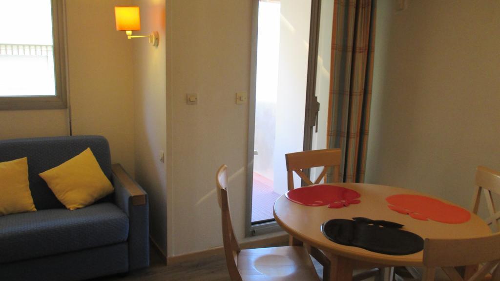 Promenade Des Bains Apartment Saint-Raphaël Pokój zdjęcie